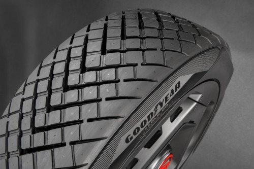 Goodyear apresenta pneu inteligente feito de casca de arroz - 