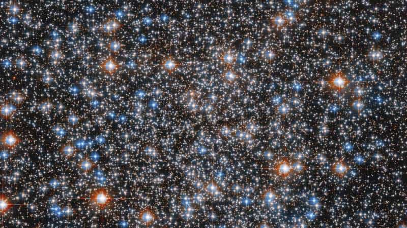 Foto Impressionante do telescópio Hubble revela aglomerado M55 repleto de estrelas - 