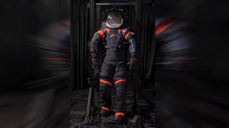 NASA apresenta novo traje espacial para a missão lunar Artemis III - 