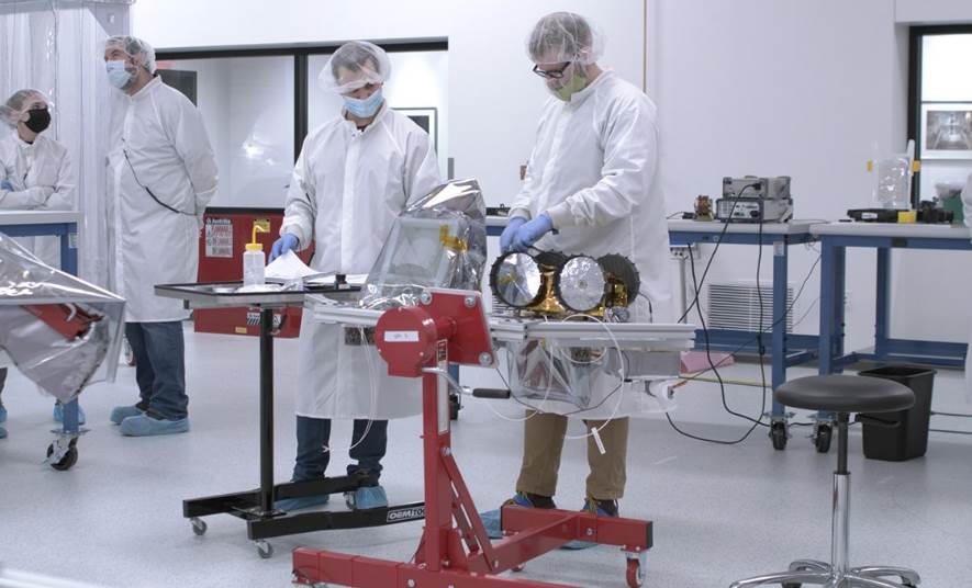 Estudantes pretendem pousar primeiro rover robótico americano na Lua, antes da NASA - Rover IRIS da Universidade Carnegie Mellon.